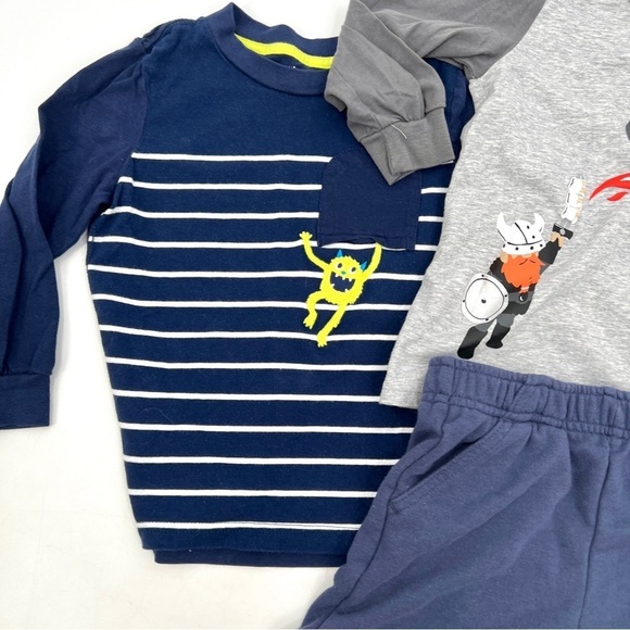 BUNDLE of Boys Clothes: 2 Long Sleeve Tops + 1 Sweatshorts Size 3T - Picture 2 of 14